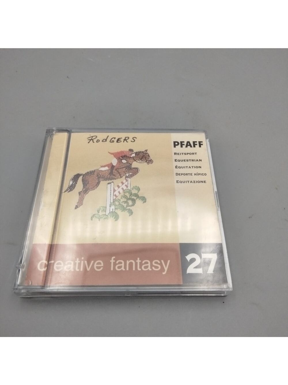 EQUESTRIAN #27 Pfaff Creative Fantasy Embroidery Card 7560 Kentucky Derby Horse